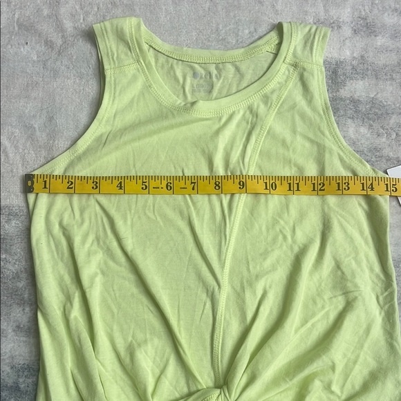 Zella Green Tie Front Tank Top - Picture 6 of 6